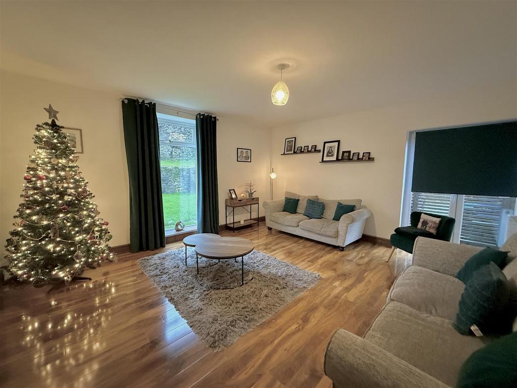 20251218 114243568 i OS.jpg