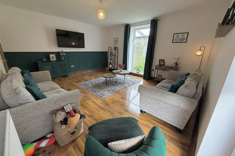 undefined, Bethel Place, Aberdare CF44