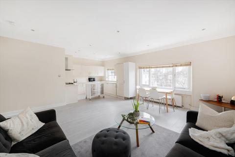 undefined, Belsize Square, Belsize Park, London, NW3