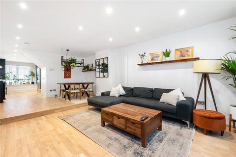 2 bedroom ground floor flat to rent, Wheler Street, London, E1
