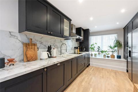 2 bedroom ground floor flat to rent, Wheler Street, London, E1