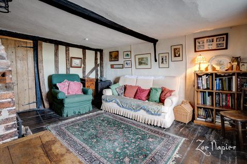undefined, Hullbridge
