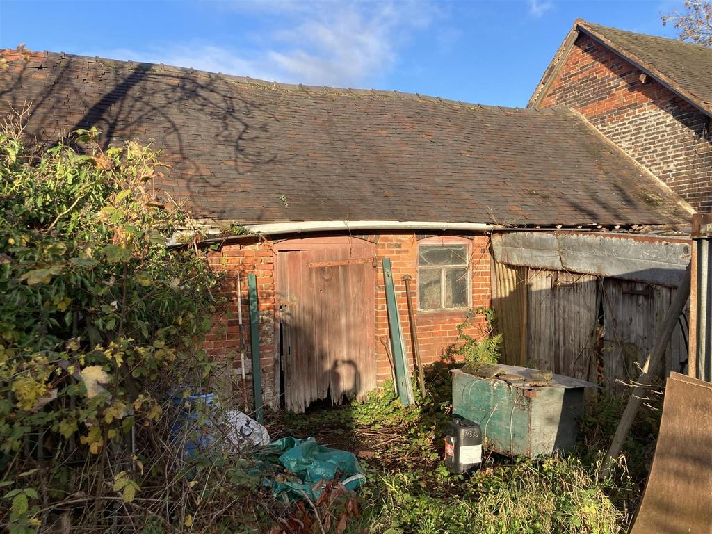 20251024 153656449 i OS.jpg