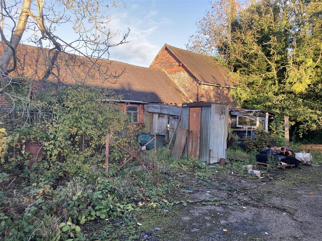 20251024 160154394 i OS.jpg