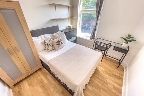 undefined, Greenbank Road, L18 1HN,