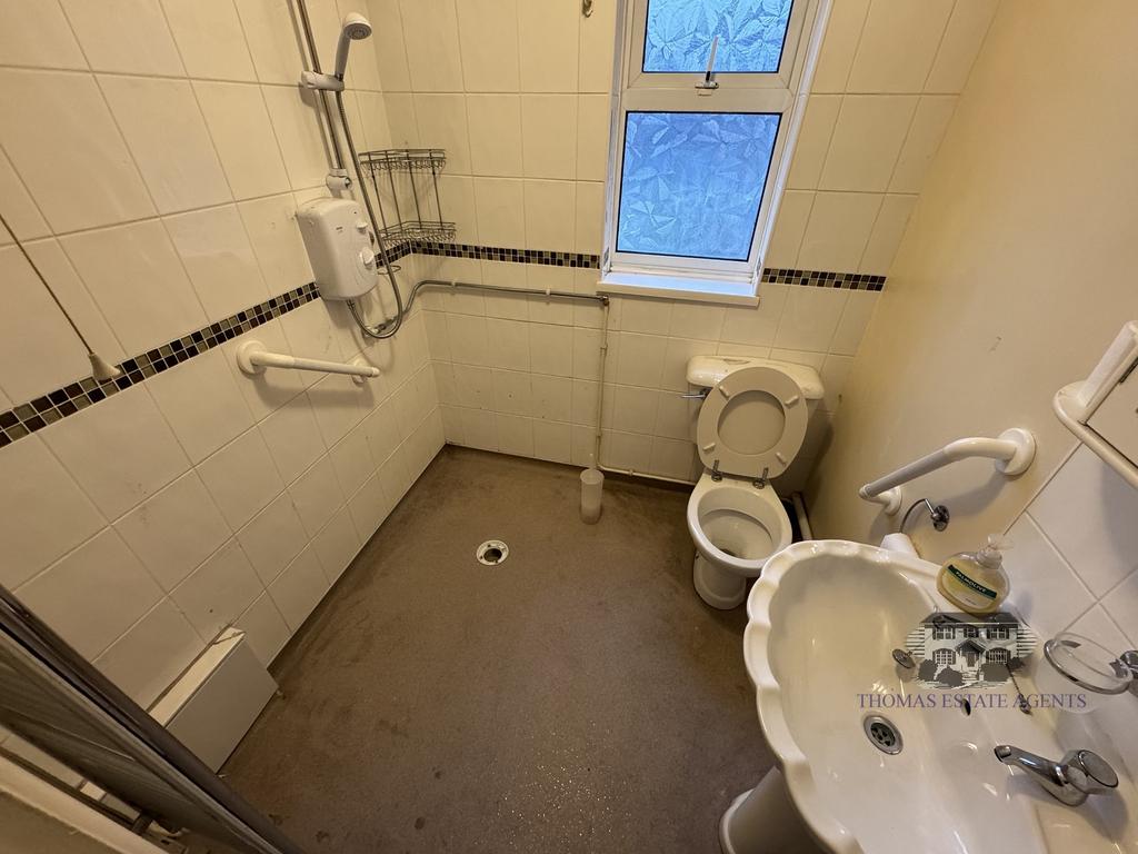 Ground Floor Shower Room