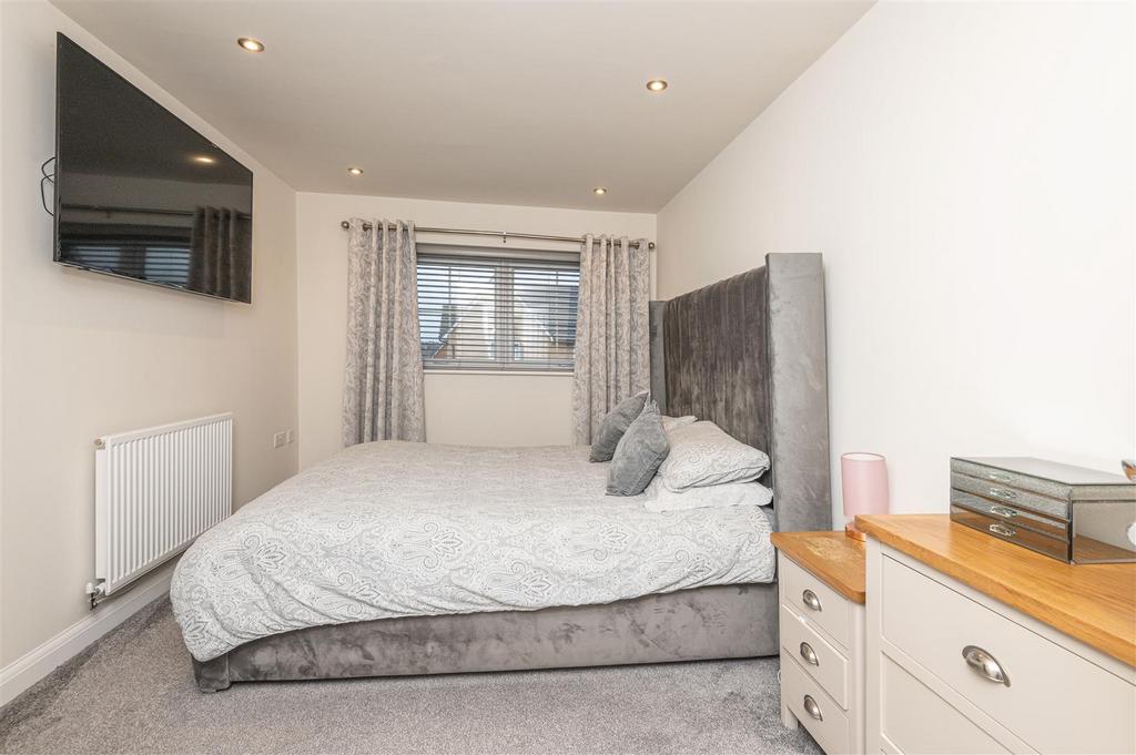31 - 6 Millers Grove S75 1 FW.jpg