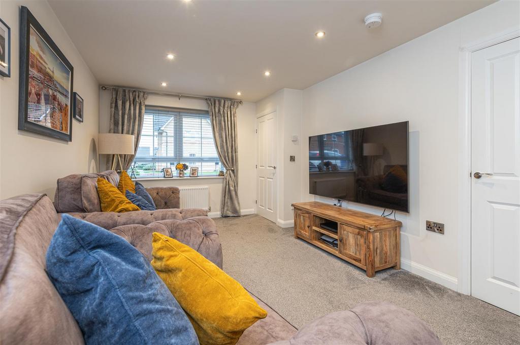 22 - 6 Millers Grove S75 1 FW.jpg