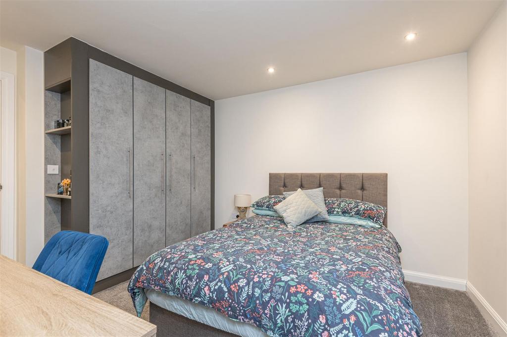 41 - 6 Millers Grove S75 1 FW.jpg
