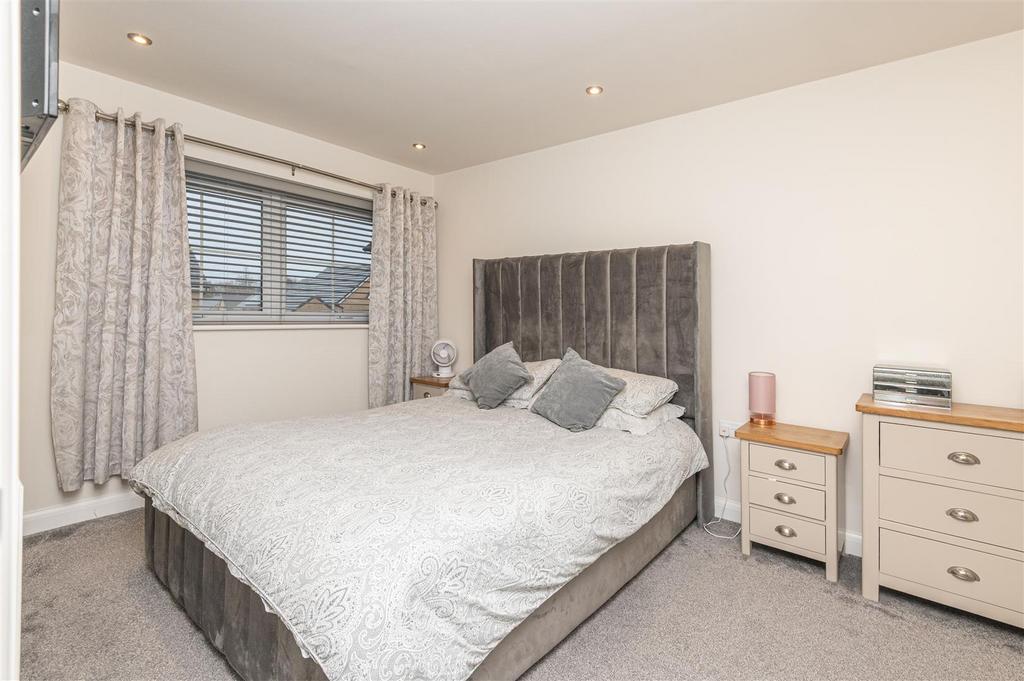 32 - 6 Millers Grove S75 1 FW.jpg