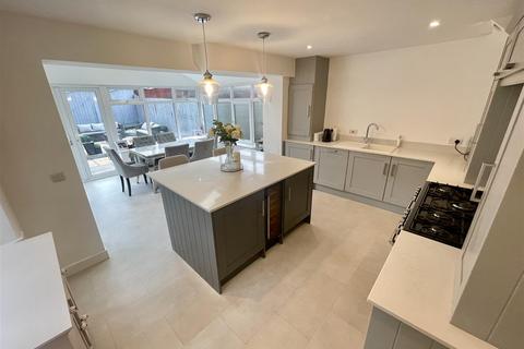 3 bedroom semi-detached house for sale, Alveston Drive, Wilmslow