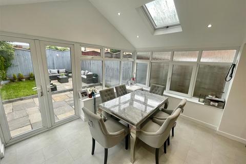 3 bedroom semi-detached house for sale, Alveston Drive, Wilmslow