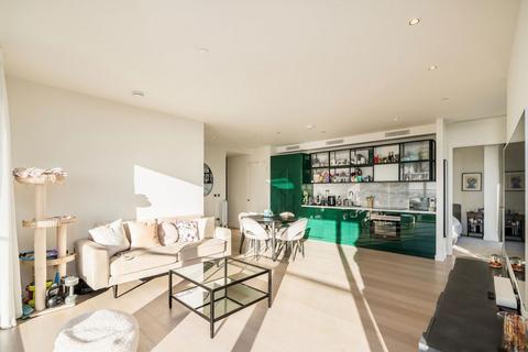 2 bedroom flat for sale, Bagshaw Building, London E14