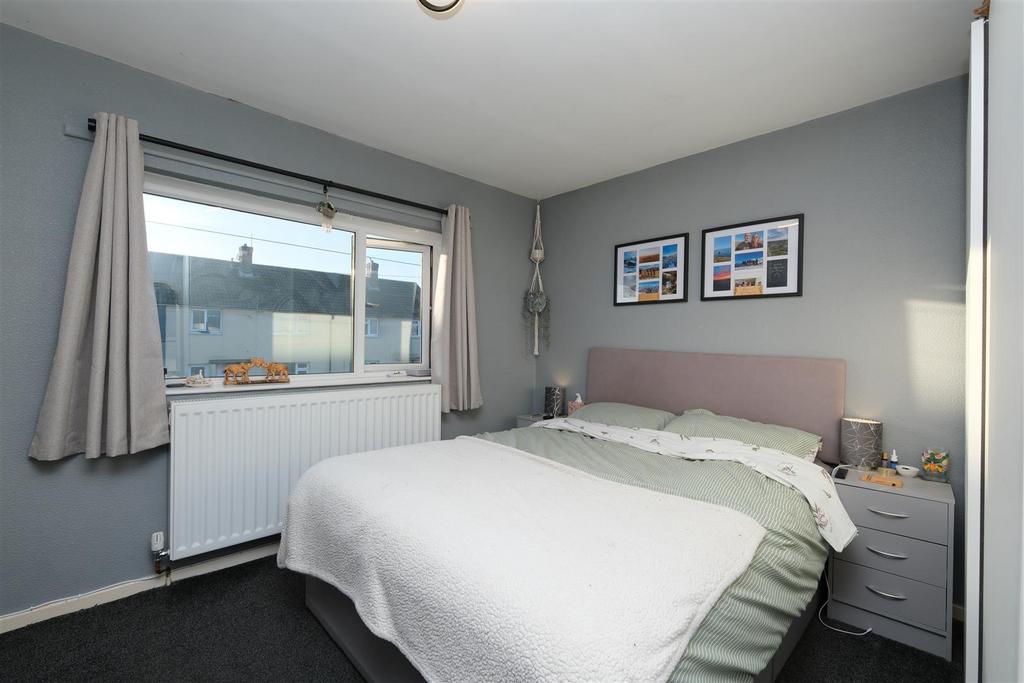 32grangebed1.JPG