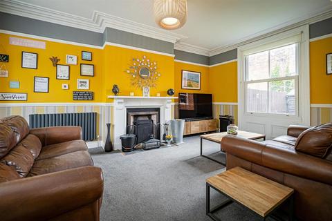 3 bedroom terraced house for sale, Wilton Terrace, Hornsea