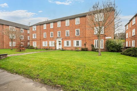 3 bedroom apartment for sale, Fairmile Court, Oxfordshire RG9
