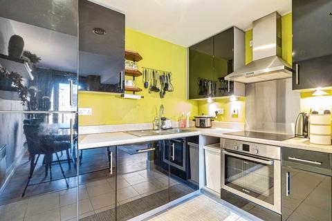 1 bedroom apartment for sale, Cambridge Street, Manchester M1