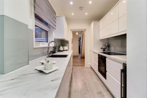 undefined, Josephs Road, Guildford GU1