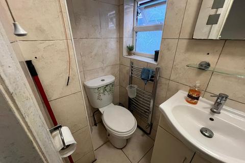 undefined, The Crossways, HOUNSLOW TW5