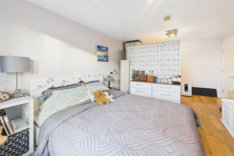 undefined, Chapter Way, Merton, London, SW19