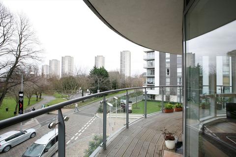 undefined, Clayponds Lane, Brentford TW8