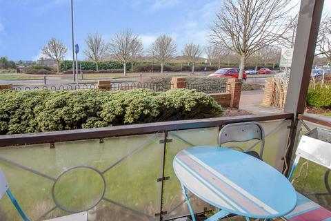 2 bedroom apartment for sale, Lakeside Boulevard, Lakeside, Doncaster
