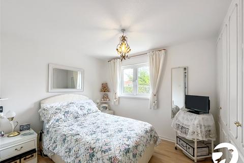 2 bedroom semi-detached house for sale, Vectis Drive, Sittingbourne, Kent, ME10