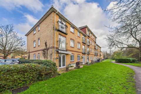 2 bedroom flat to rent, Swan Mead, Hemel Hempstead, HP3