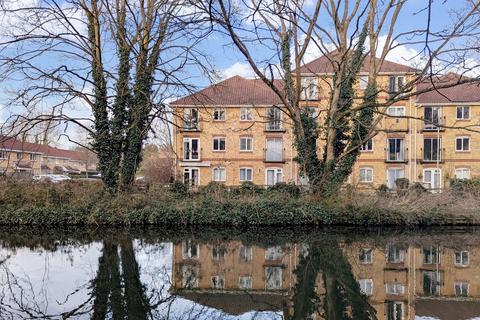 2 bedroom flat to rent, Swan Mead, Hemel Hempstead, HP3