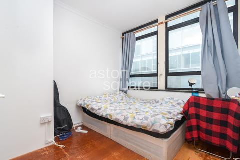 undefined, Grays Inn Road, London, WC1X