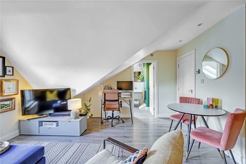 2 bedroom apartment for sale, Larkfield Road, Richmond, TW9