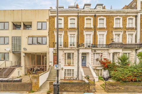 3 bedroom flat to rent, Gaisford Street, London NW5