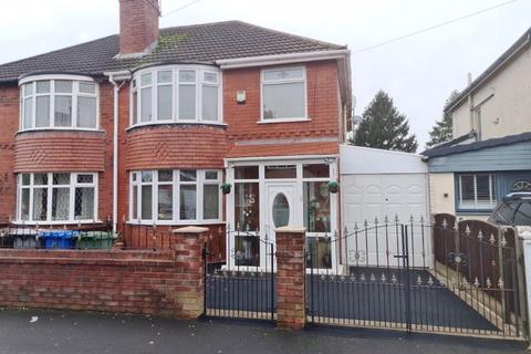 Luke Road, Droylsden