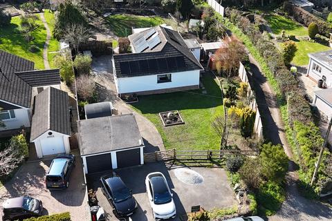 3 bedroom detached bungalow for sale, Avenue Road, Newton Abbot TQ13