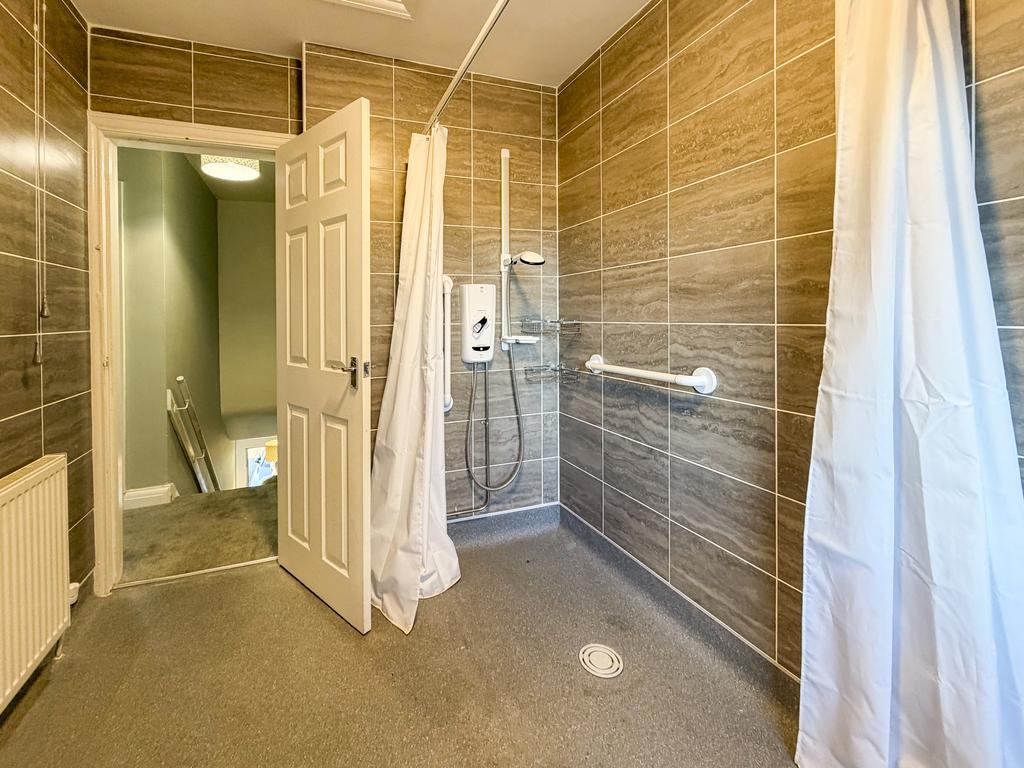 Shower/Wet room