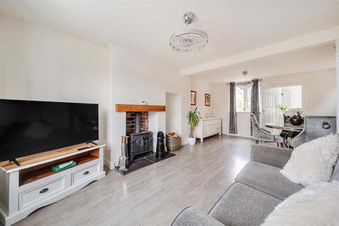 3 bedroom semi-detached house for sale, Woodward Road, Kidderminster