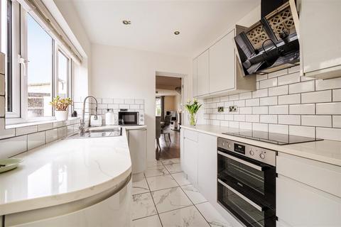 3 bedroom semi-detached house for sale, Woodward Road, Kidderminster