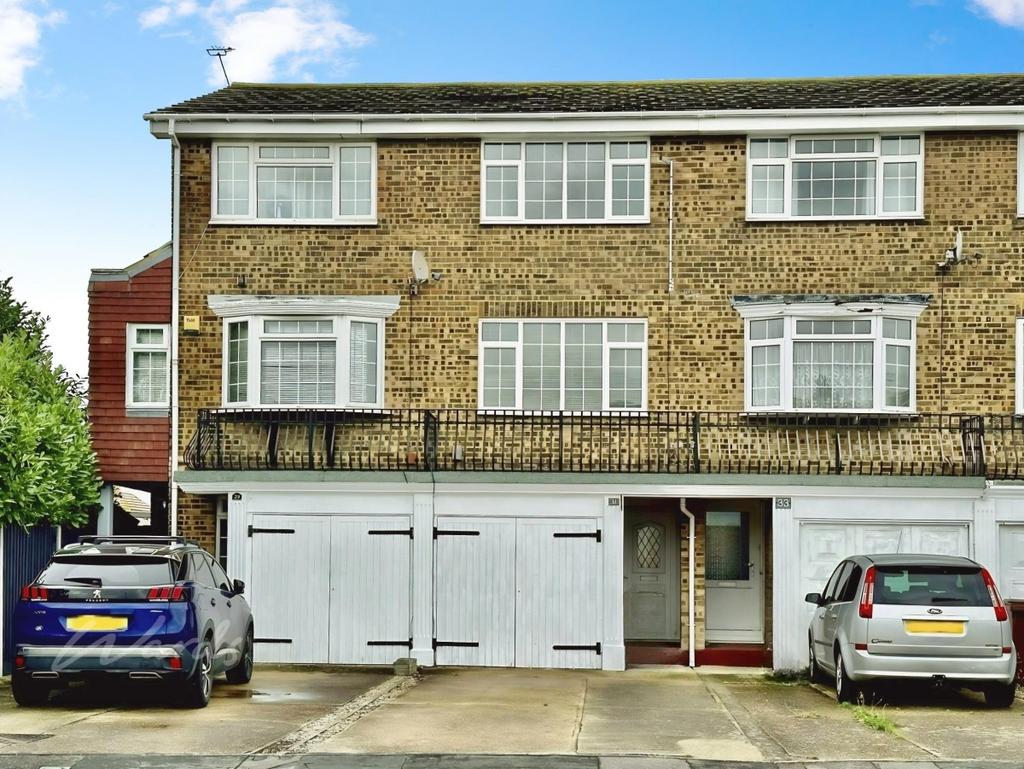 Tilbury front