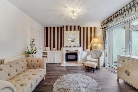 undefined, The Kingsway, Epsom