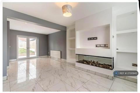 undefined, Fairleigh Road, Tingley, Wakefield, WF3