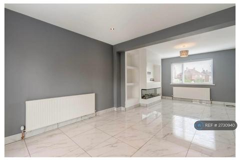 undefined, Fairleigh Road, Tingley, Wakefield, WF3