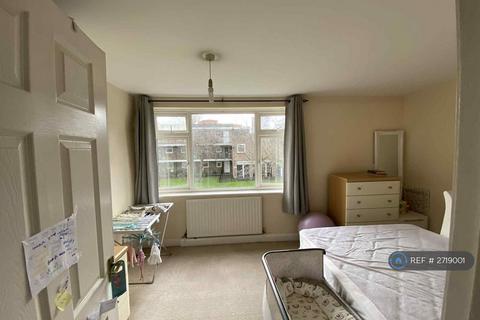 undefined, Chipka Street, London, E14