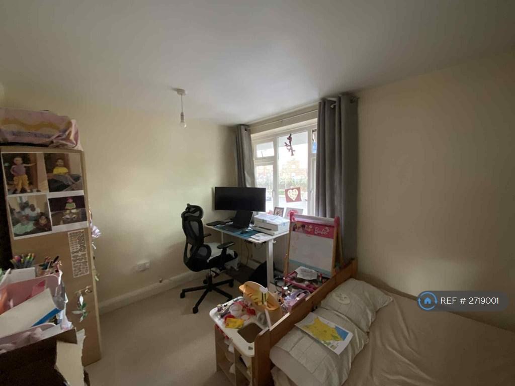 Dbl Bedroom 2 b