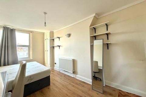 undefined, Hogarth Road, London SW5