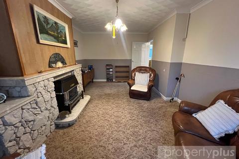 undefined, Heol Y Coed, Beddau, Pontypridd, Rhondda Cynon Taff, CF38