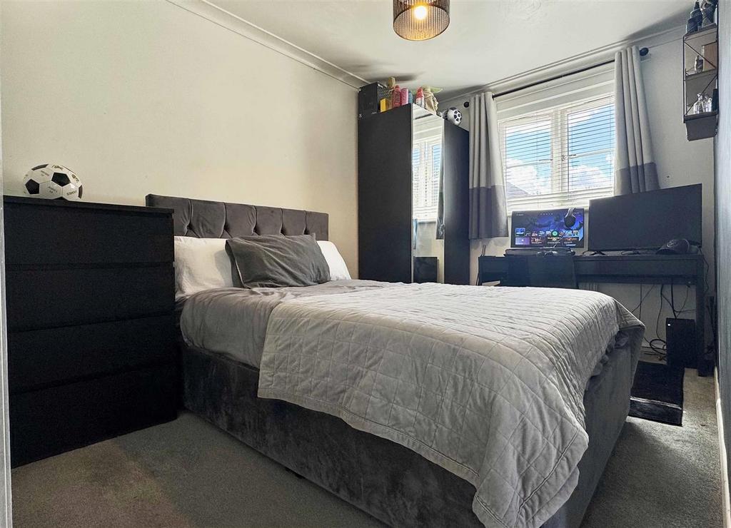 Bedroom 2.jpg