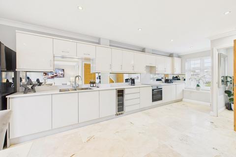 4 bedroom detached house for sale, Rushmore Grange, Washington, NE38