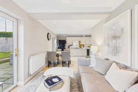 4 bedroom detached house for sale, Rushmore Grange, Washington, NE38