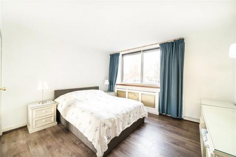 2 bedroom flat to rent, The Quadrangle, London W2