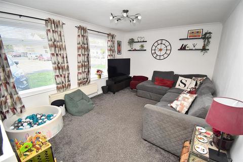 3 bedroom terraced house for sale, Rumsey Fields, Danbury